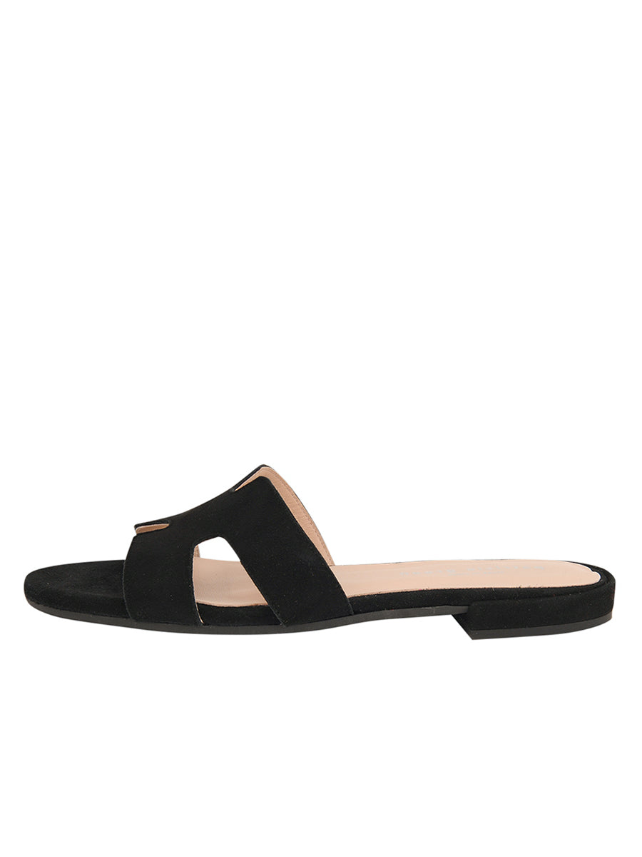 Hallie Flat Sandal