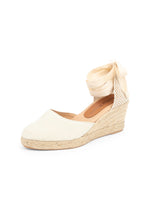 Patricia Green Women s Leon Closed Toe Lace Up Espadrille in Cream